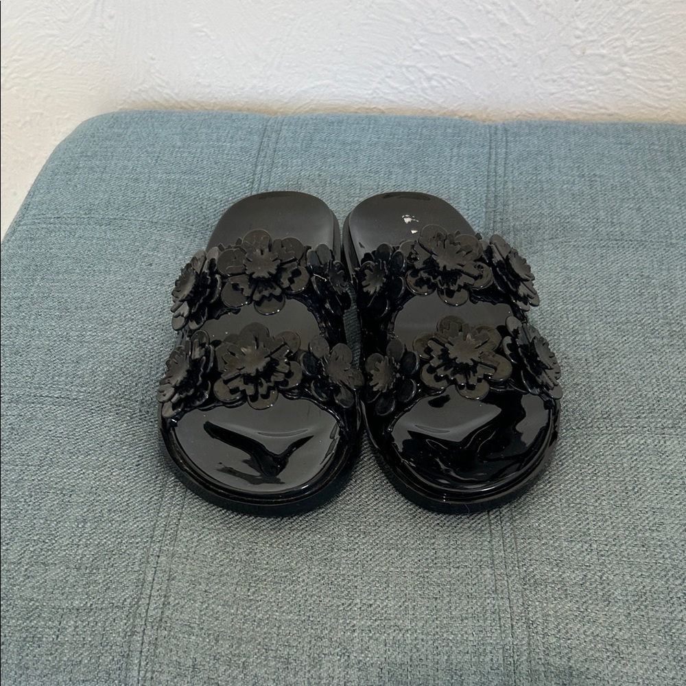 Melissa / Victor and Rolf Black Floral Sandals sz 6